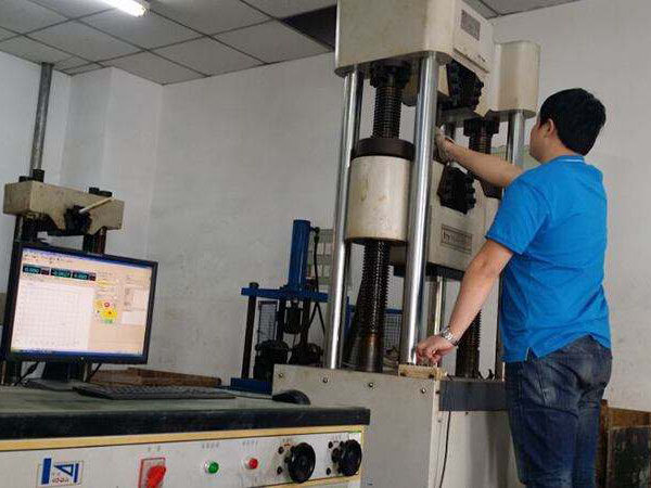 鋼(gāng)材理化實驗室(shì)圖一